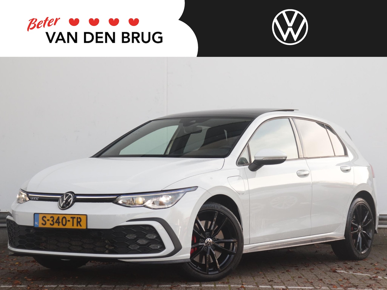 Volkswagen Golf - 1.4 eHybrid GTE | Panoramadak | Matrix LED | Trekhaak | Camera | Stoelverwarming | Stuurve - AutoWereld.nl