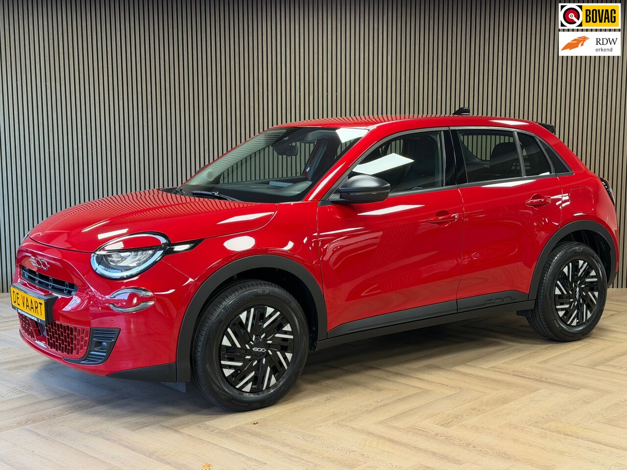 Fiat 600 - 1.2 HYBRID URBAN AUT. APPLE CARPLAY PARKEERSENSOREN CRUISE CONTROL AIRCO VERWARMDE VOORRUI - AutoWereld.nl