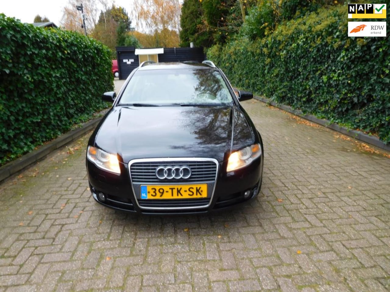 Audi A4 Avant - 2.0 TFSI Pro Line zeer nette auto met onderhoudboeken en nap net nieuwe apk automaat - AutoWereld.nl