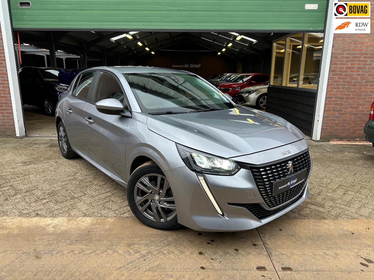 Peugeot 208 - 1.2 PureTech Active|CRUISE/CARPLAY/TURBO/PDC/KM 38250 - AutoWereld.nl