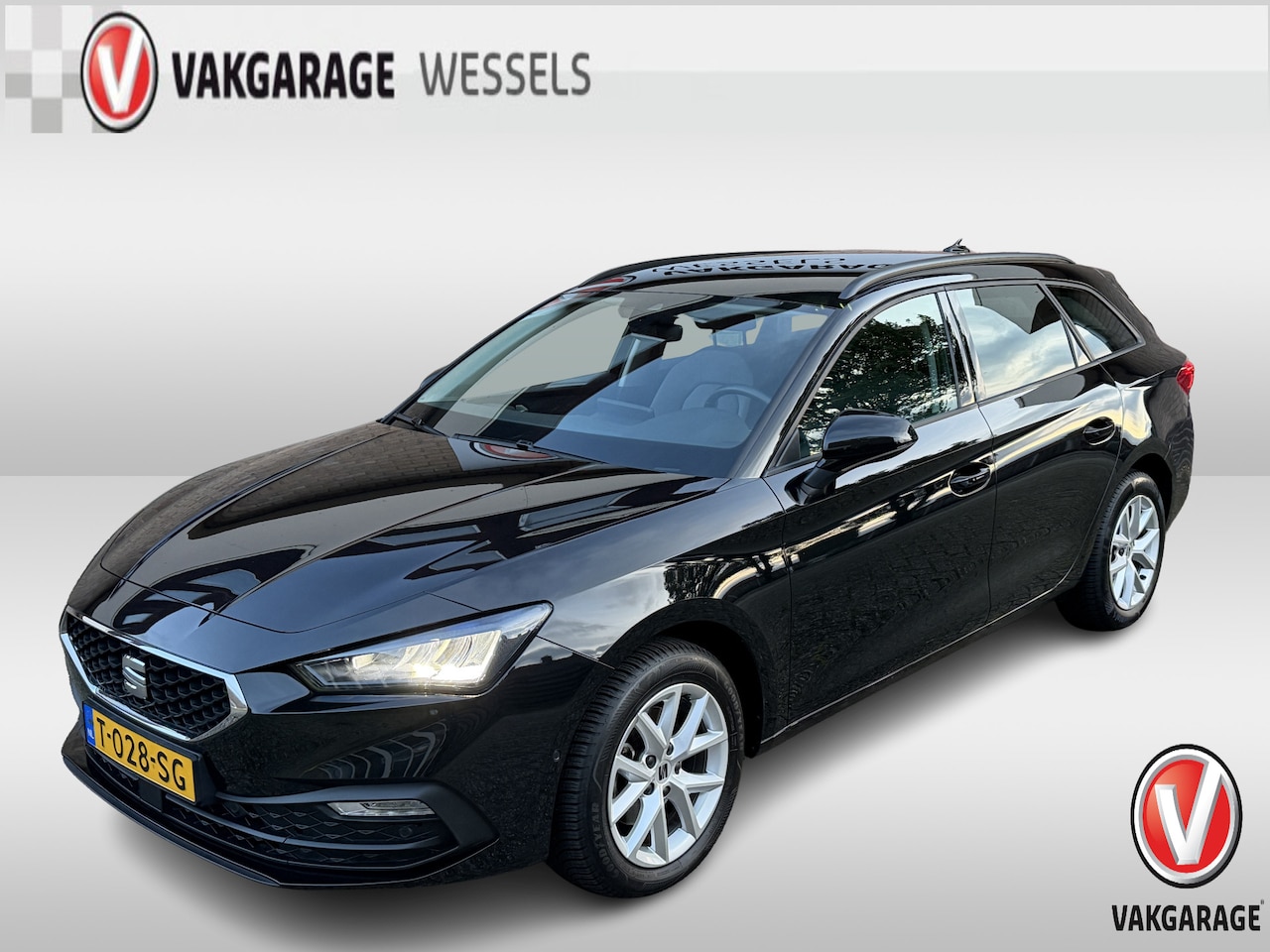 SEAT Leon Sportstourer - 1.0 TSI Style Business Intense | LM | Camera | PDC | - AutoWereld.nl