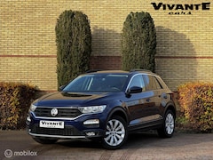 Volkswagen T-Roc - 1.5 TSI Sport DSG*CarPlay*Camera*Cruise8Clima