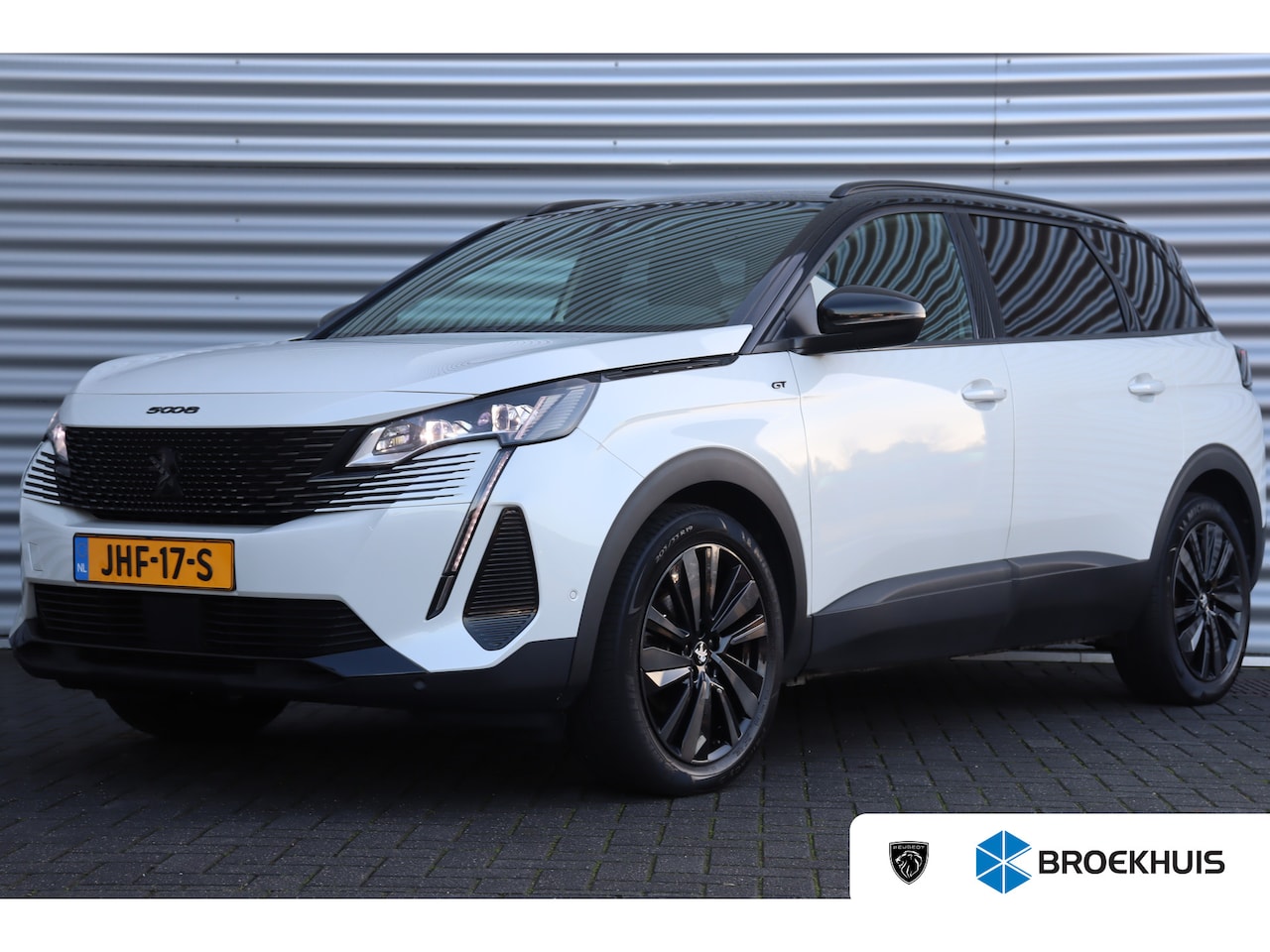 Peugeot 5008 - 1.2 PURETECH 130PK GT PACK AUTOMAAT / NAVI / CLIMA / PDC / 19" LMV / CAMERA / AFN. TREKHAA - AutoWereld.nl