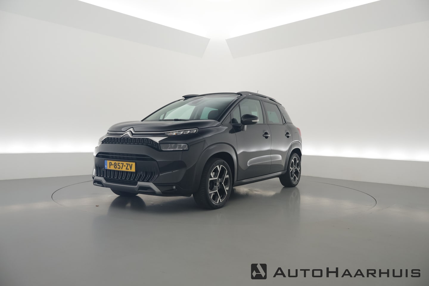 Citroën C3 Aircross - 1.2 PureTech Shine Pack Business | Aut. | Pano | Apple CarPlay | Stoelverw. | Camera | Nav - AutoWereld.nl