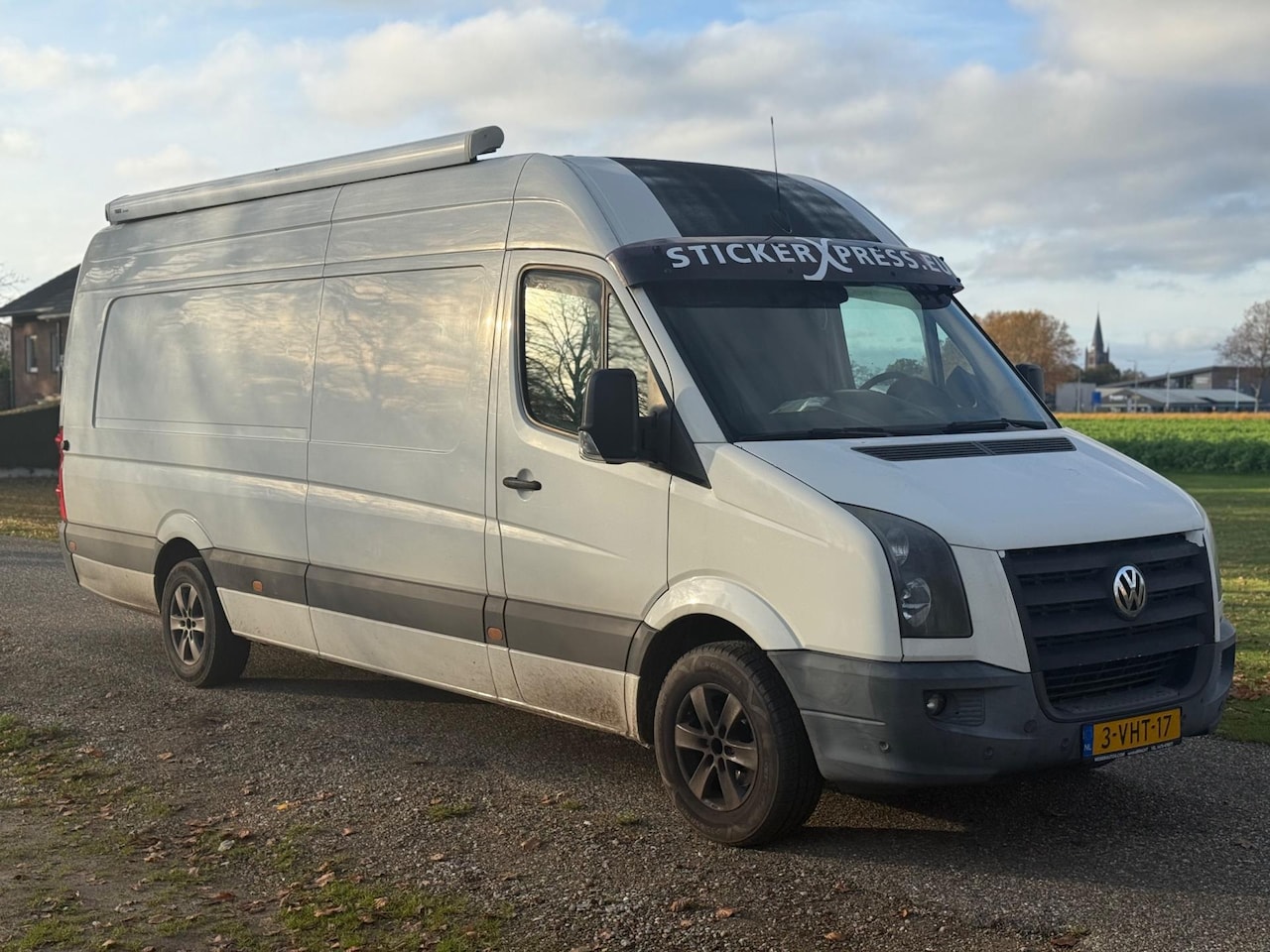 Volkswagen Crafter - 35 2.5 TDI L4H2|Crossbus|Luifel|4 persoons|Airco - AutoWereld.nl