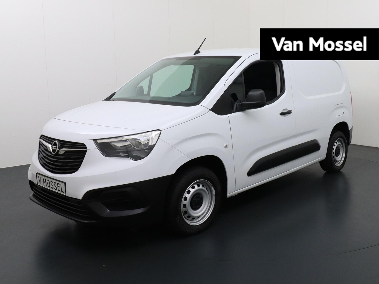 Opel Combo - 1.5 BlueHDi 100 S&S L1 | 3 Zit Plaatsen | Apple Carplay | Parkeer sensoren | Cruise contro - AutoWereld.nl