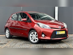 Toyota Yaris - 1.5 Full Hybrid Dynamic / Camera / Cruise / Clima