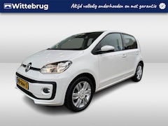 Volkswagen Up! - 1.0 BMT high up / Camera / Cruise control / Climate / Stoelverwarming / Parkeerhulp A
