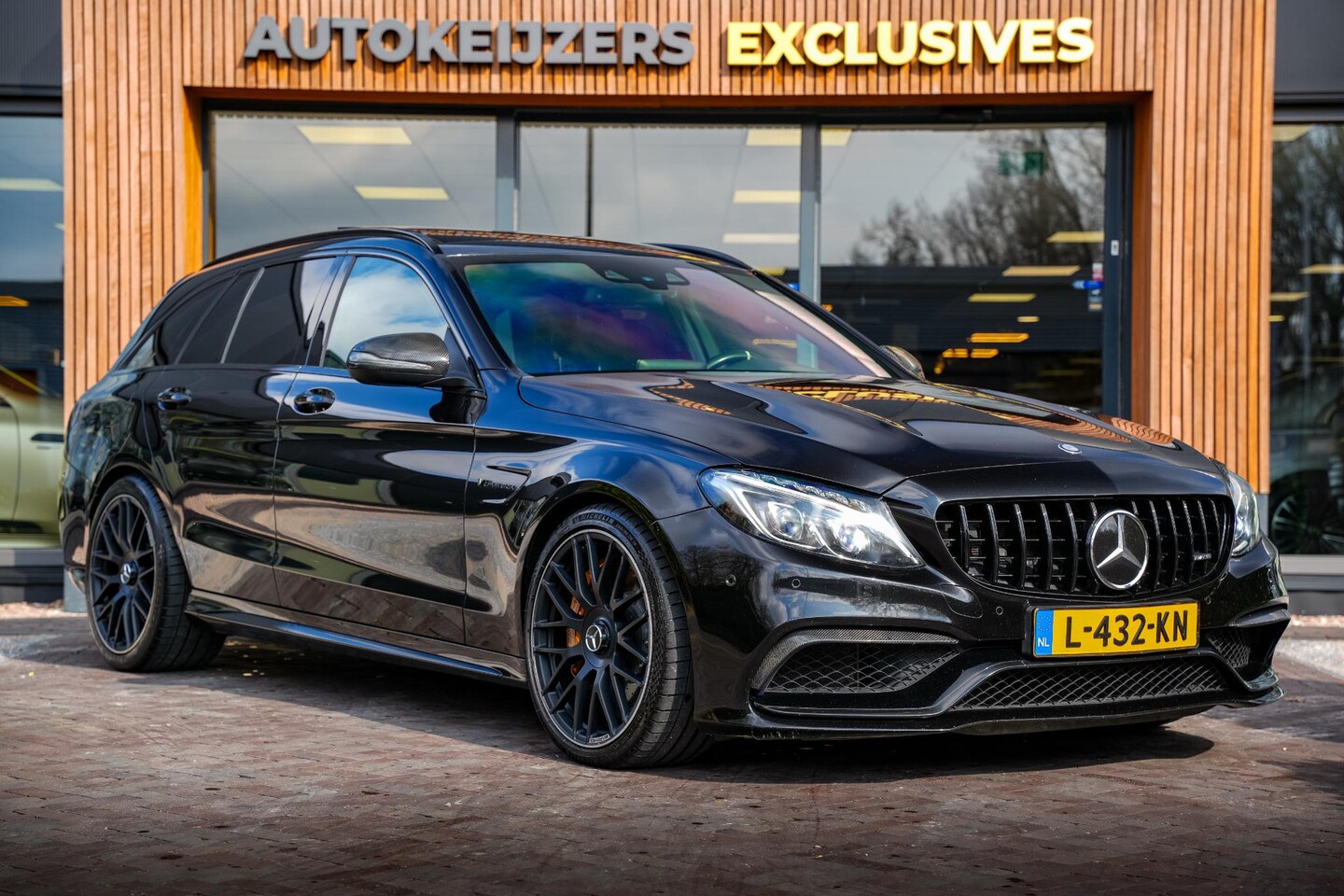 Mercedes-Benz C-klasse Estate - AMG 63 S Burmester Panodak Keramisch Brabus Memory HUD Keyless - AutoWereld.nl
