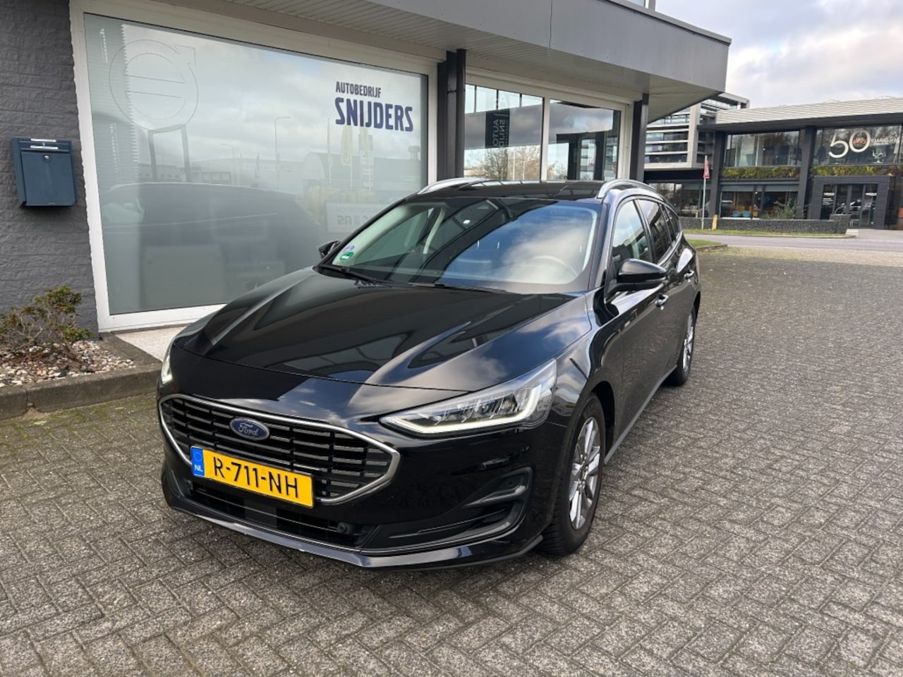 Ford Focus - 1.0 EBH TITANIUM STYLE - AutoWereld.nl