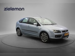 Ford Focus - 1.6 16V Futura - Airco, Cruise, NIEUWE APK