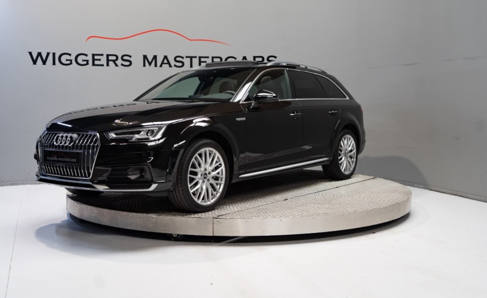 Audi A4 Allroad - 45 TFSI Avant 245 PK Pro-Line Plus, Panodak, Ad.cruise, Keyless, Trekhaak - AutoWereld.nl