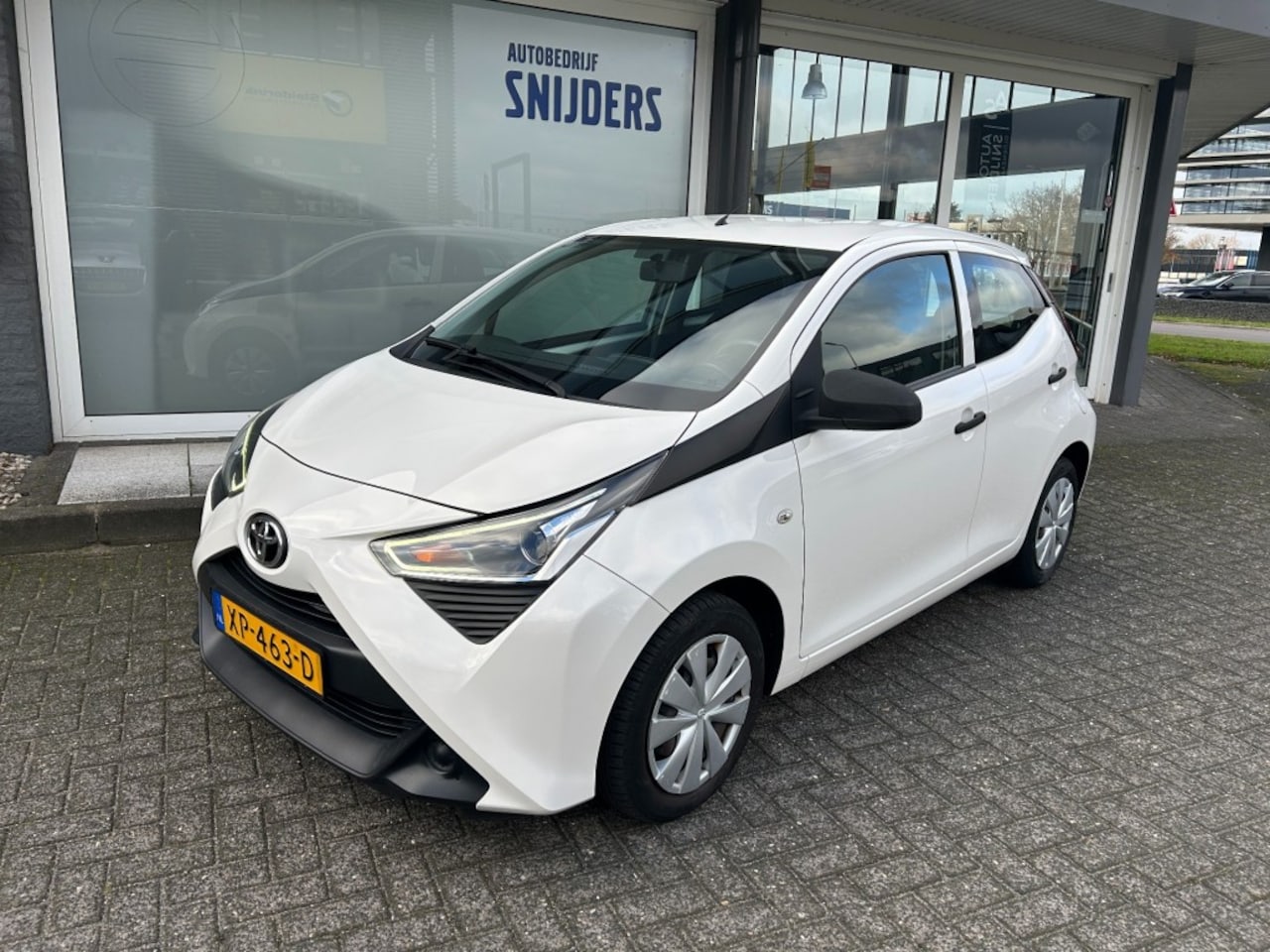 Toyota Aygo - 1.0 VVT-i x-fun 1.0 VVT-I X-FUN - AutoWereld.nl