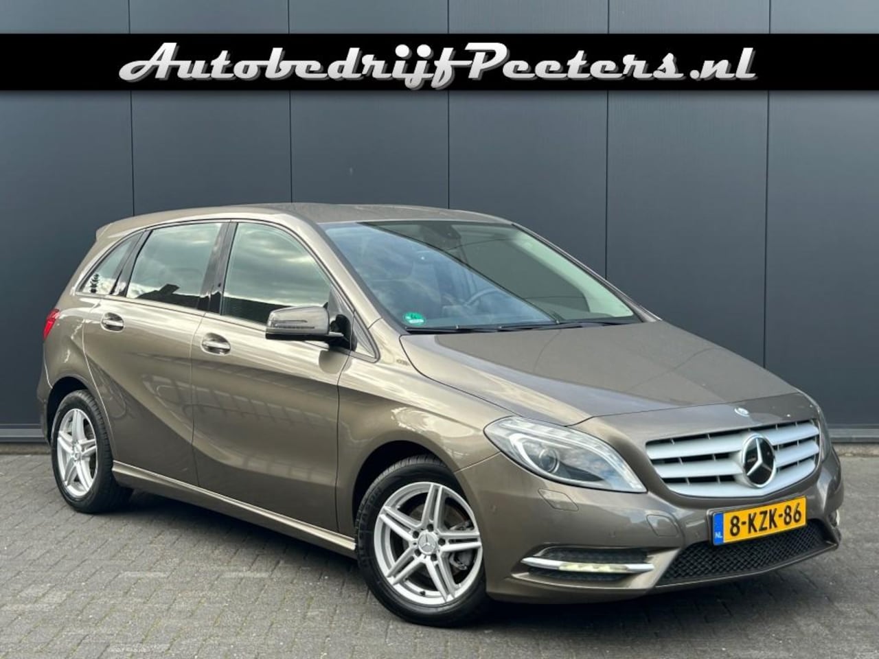 Mercedes-Benz B-klasse - B 180 Automaat Navigatie Cruise Xenon PDC NL-auto - AutoWereld.nl
