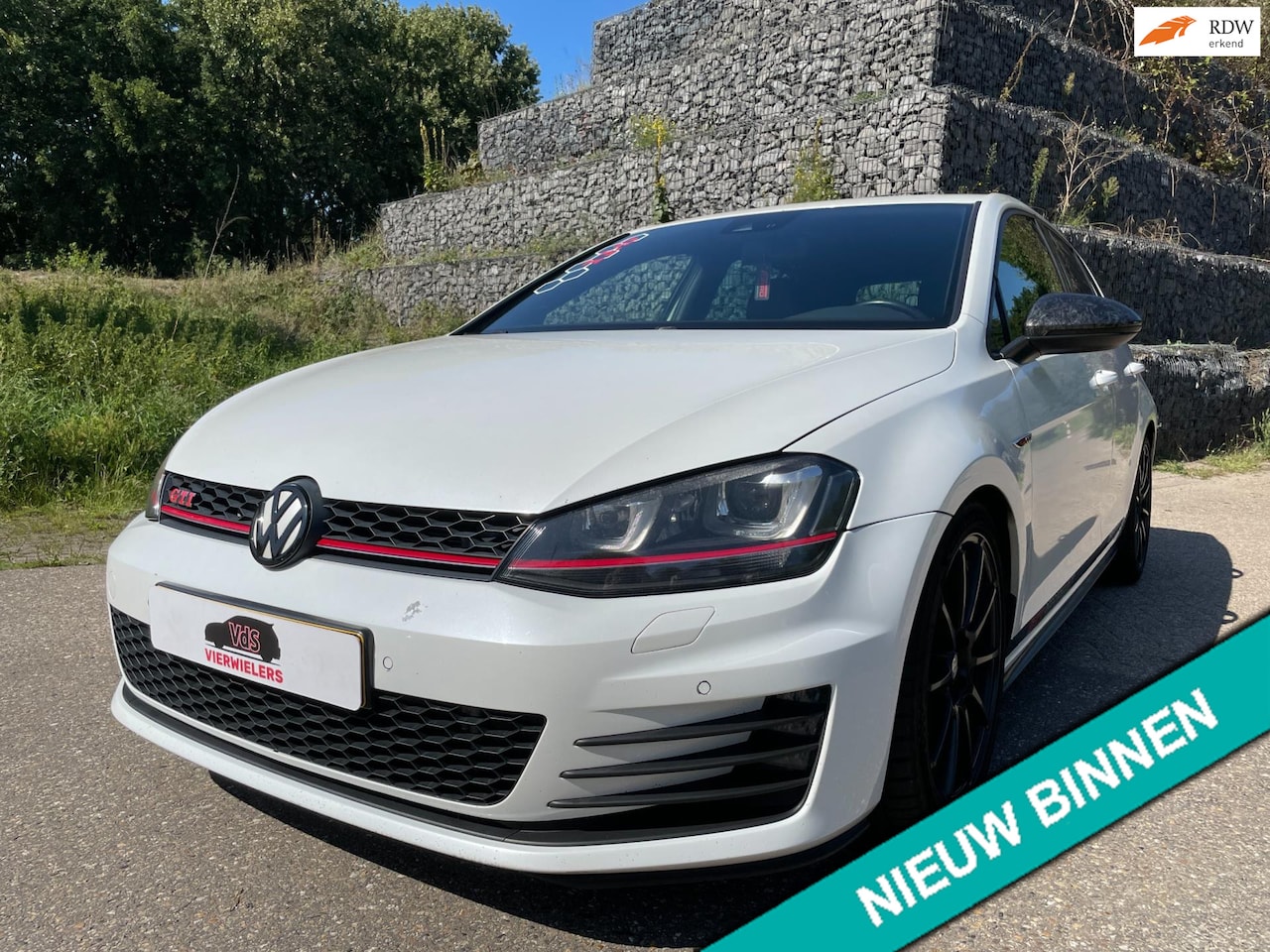 Volkswagen Golf - 2.0 TSI GTI Performance DSG Autom Keyless Camera Leder - AutoWereld.nl