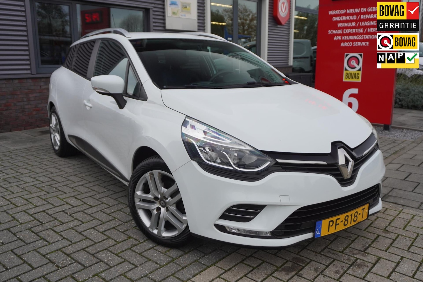 Renault Clio Estate - 0.9 TCe Zen / Navi / Bluetooth / Sensoren achter / NAP - AutoWereld.nl