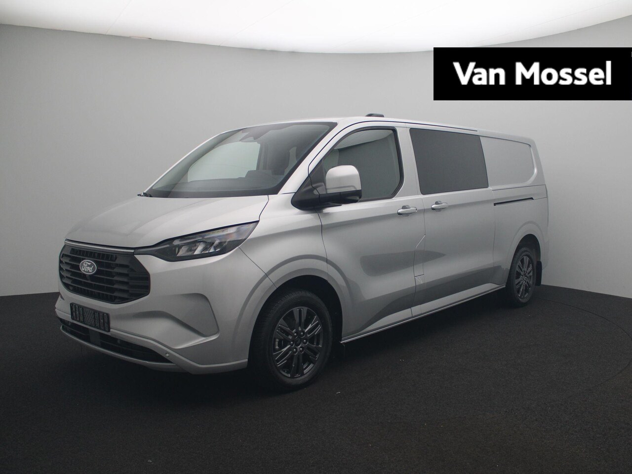 Ford Transit Custom - 320 2.5 PHEV L2H1 Limited DC | UIT VOORRAAD LEVERBAAR | Adaptive Cruise Control | Dubbel c - AutoWereld.nl