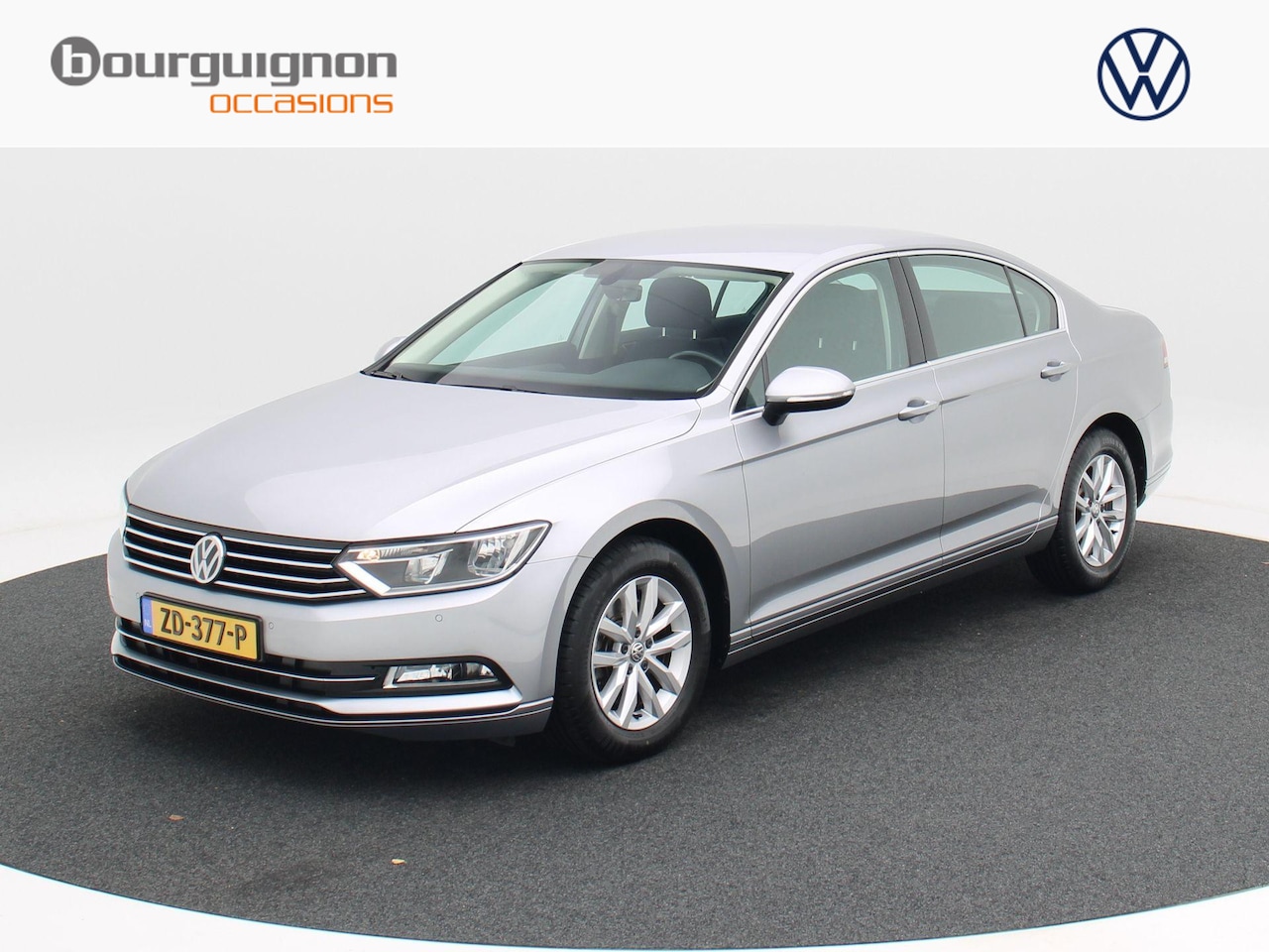 Volkswagen Passat - 1.5 TSi 150 Pk Automaat Comfortline | Adaptive Cruise | Climate Control | Bluetooth | 16 I - AutoWereld.nl