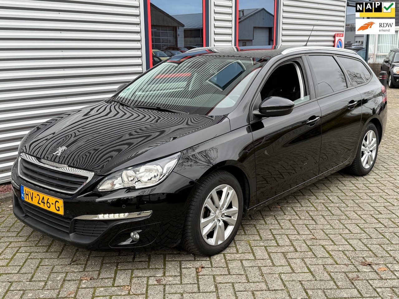 Peugeot 308 SW - 1.6 BlueHDI Blue Lease Executive Pack 1.6 BlueHDI Blue Lease Executive Pack Euro 6 - AutoWereld.nl