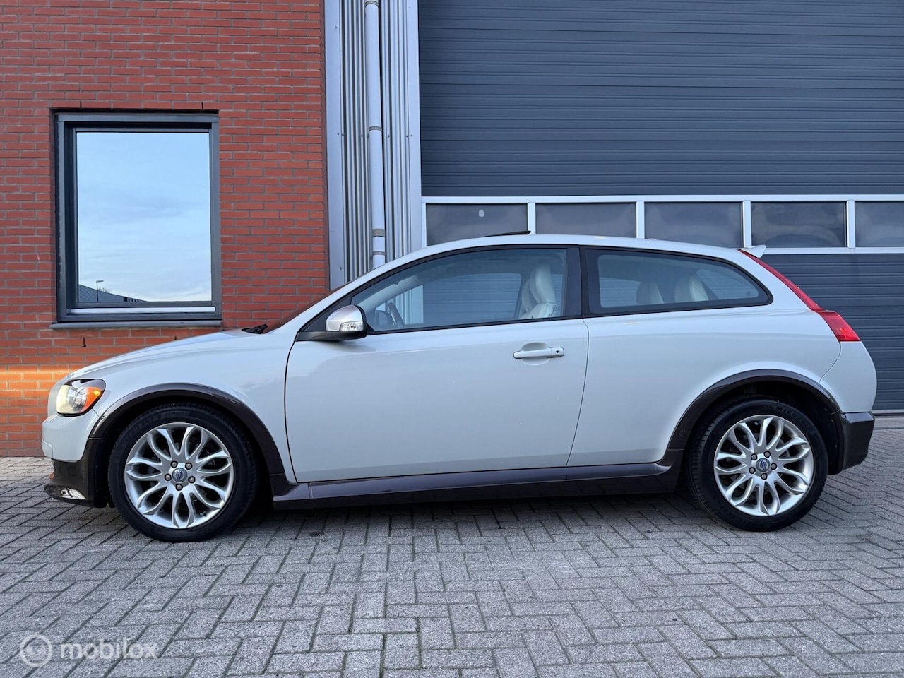 Volvo C30 - 1.8 Sport - schuifdak - xenon - bodykit - leder - AutoWereld.nl