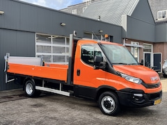 Iveco Daily - 35C14 2.3 375 Laadklep 500kg Trekhaak 3500kg trekgewicht Airco 2-Persoons Open laadbak Pic