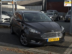 Ford Focus Wagon - 1.0 Titanium Edition | Navigatie | 17” LMV | Stoelverwarming | Trekhaak | Climate control