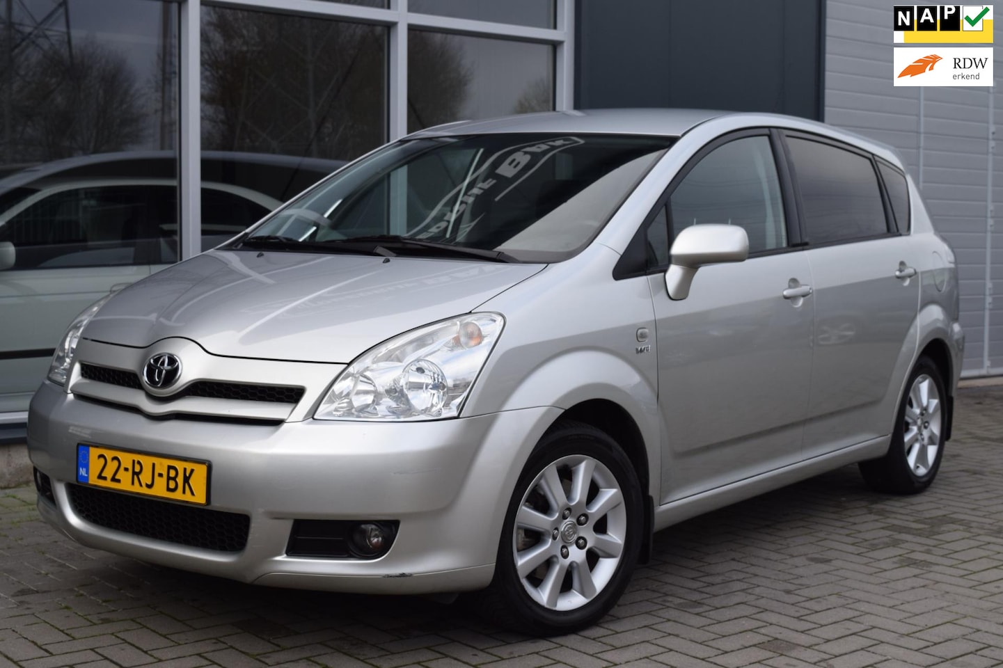 Toyota Corolla Verso - 1.8 VVT-i Luna 7p. | Automaat | Clima | Cruise | NAP + APK 12-2026 ! - AutoWereld.nl