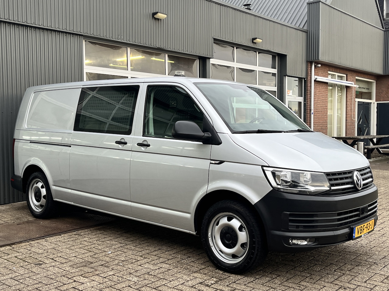 Volkswagen Transporter - 2.0 TSI L2H1 Automaat Benzine/CNG Dubbele Schuifdeur Airco Cruise controle Bpm vrij Trekha - AutoWereld.nl