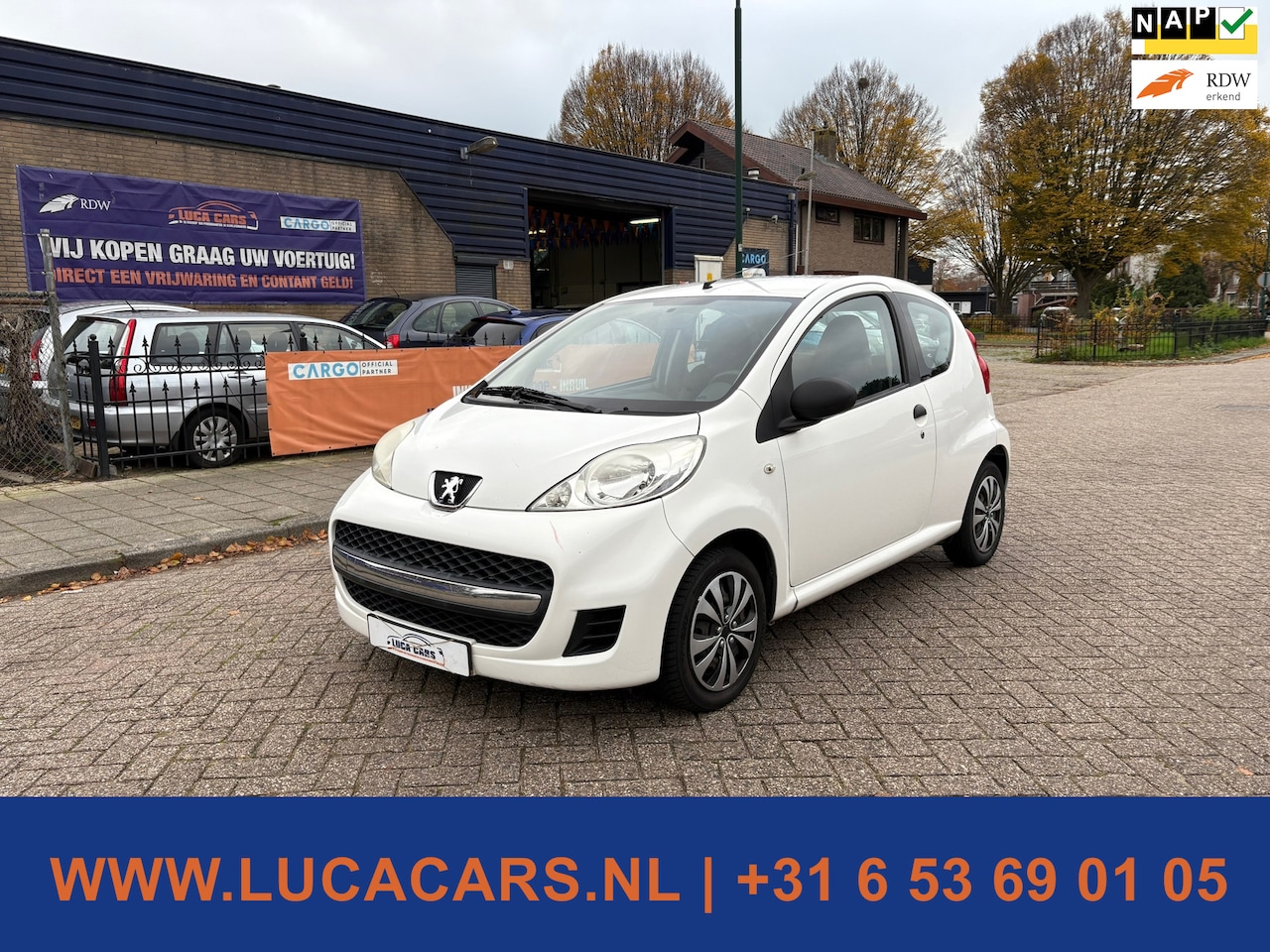 Peugeot 107 - 1.0-12V XR 1.0-12V XR NIEUWE APK! - AutoWereld.nl