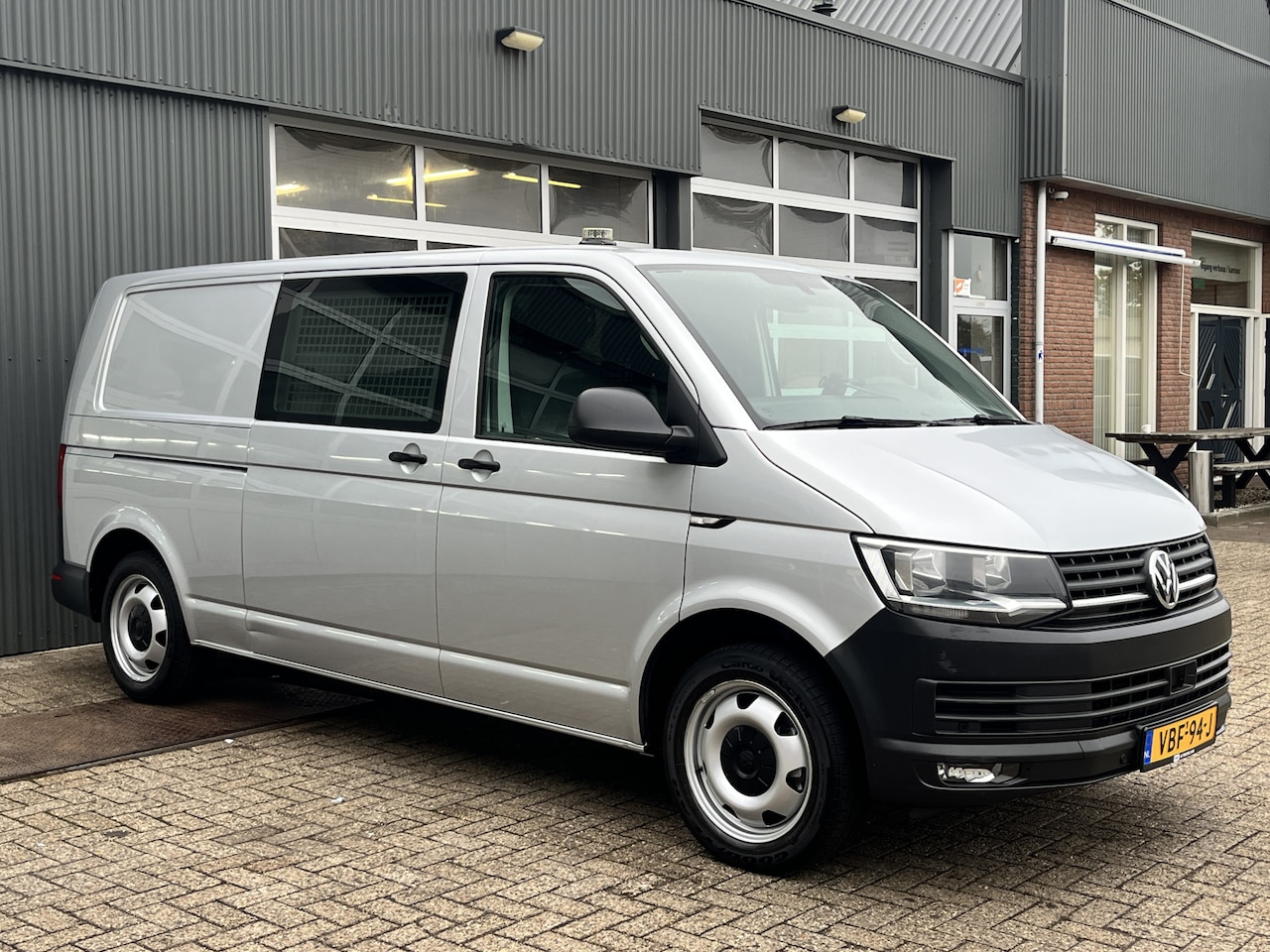 Volkswagen Transporter - 2.0 TSI L2H1 Automaat Benzine/CNG Dubbele Schuifdeur Airco Cruise controle Bpm vrij Trekha - AutoWereld.nl