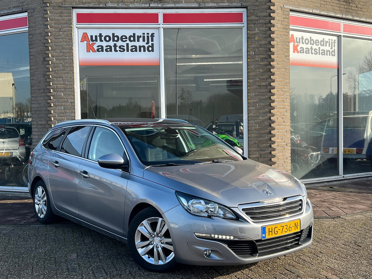 Peugeot 308 SW - 1.6 BlueHDI Blue Lease Executive Pack 1.6 BlueHDI Blue Lease Executive Pack - Pano - Navi - - AutoWereld.nl