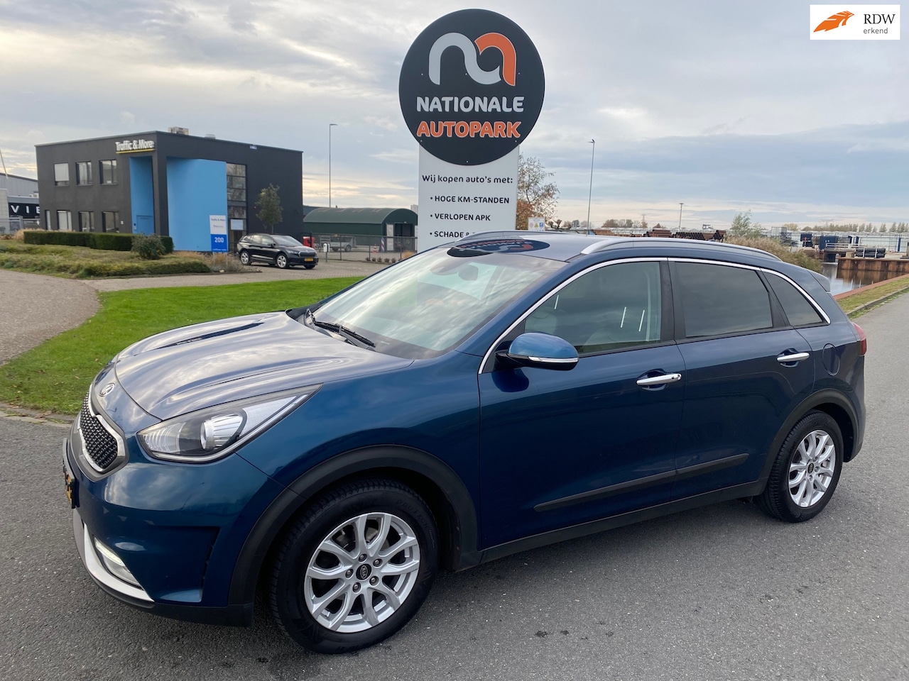 Kia Niro - 2016 * 1.6 GDi Hybrid ExecutiveLine * AUTOMAAT * LED * TOPSTAAT * - AutoWereld.nl