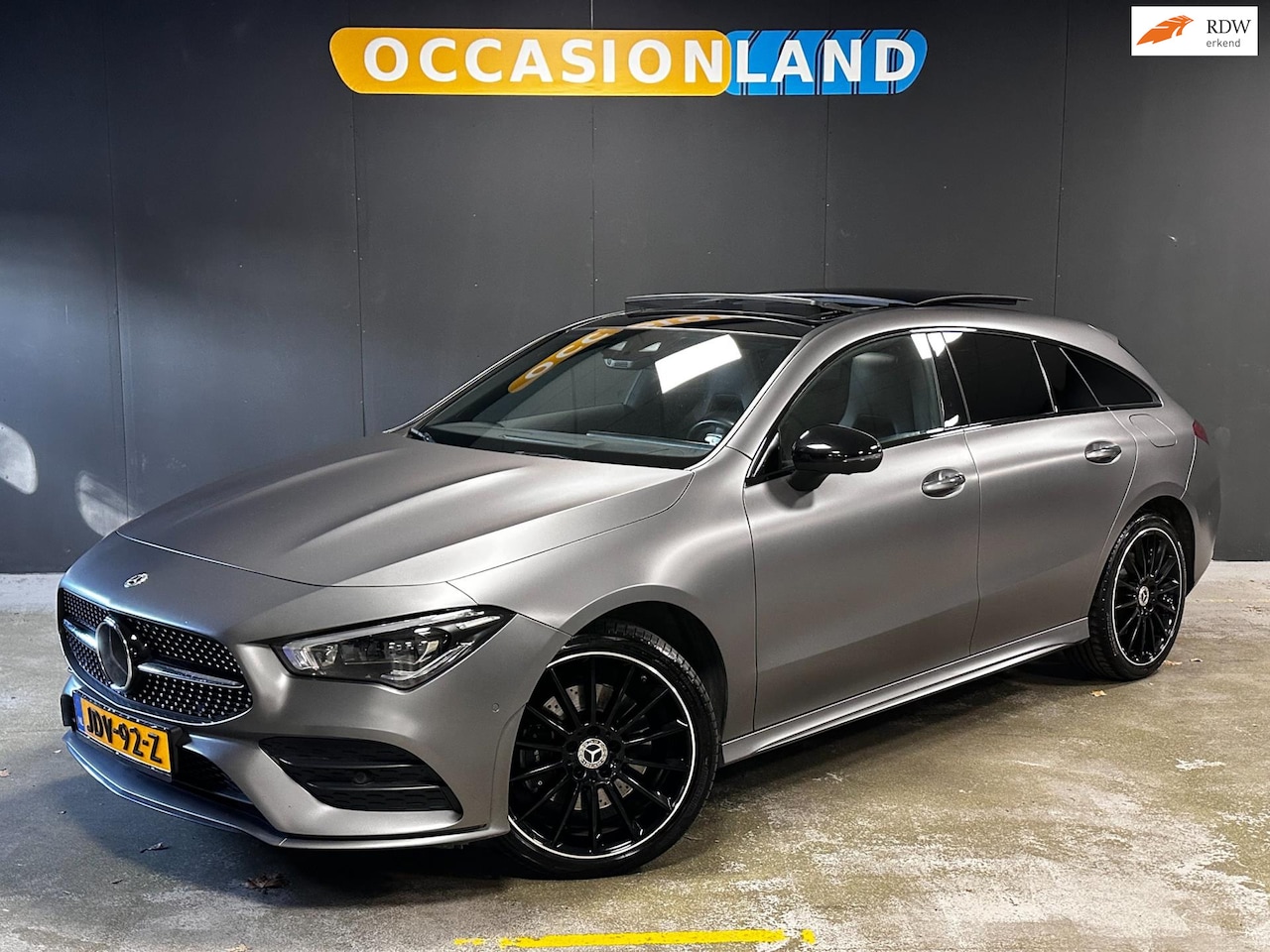 Mercedes-Benz CLA-klasse Shooting Brake - 250 e AMG Line|PANO|SFEER|MULTIBEAM|MEMORY|KEYLESS|HUD|CARPLAY|DODEHOEK|360CAM|STOELV| - AutoWereld.nl