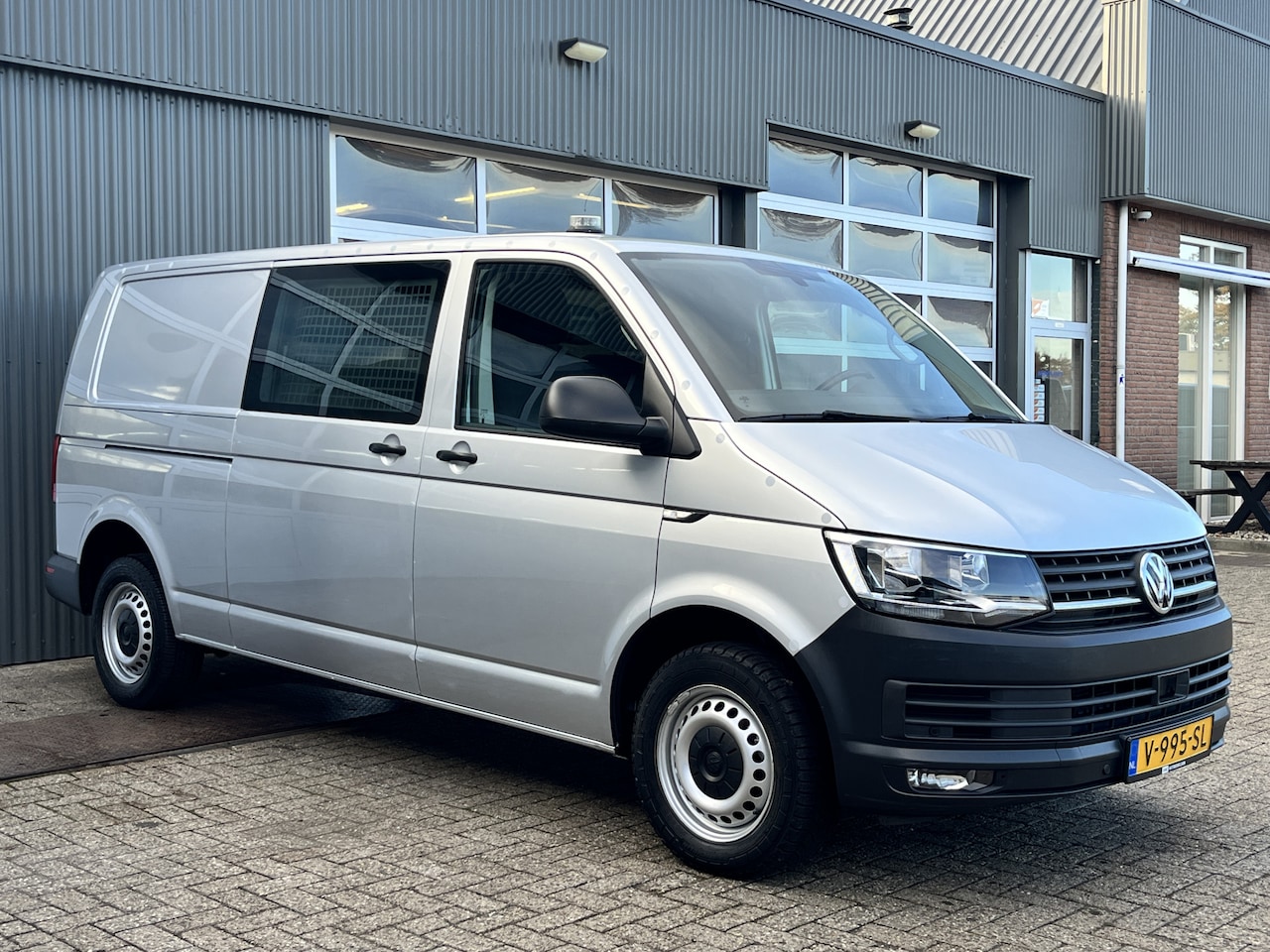 Volkswagen Transporter - 2.0 TSI L2H1 Benzine/CNG Dubbele Schuifdeur Airco Cruise controle Bpm vrij Trekhaak Klep a - AutoWereld.nl