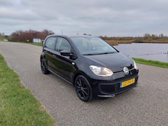 Volkswagen Up! - 1.0 move up BlueMotion. 62602 KM AIRCO, 5-DEURS