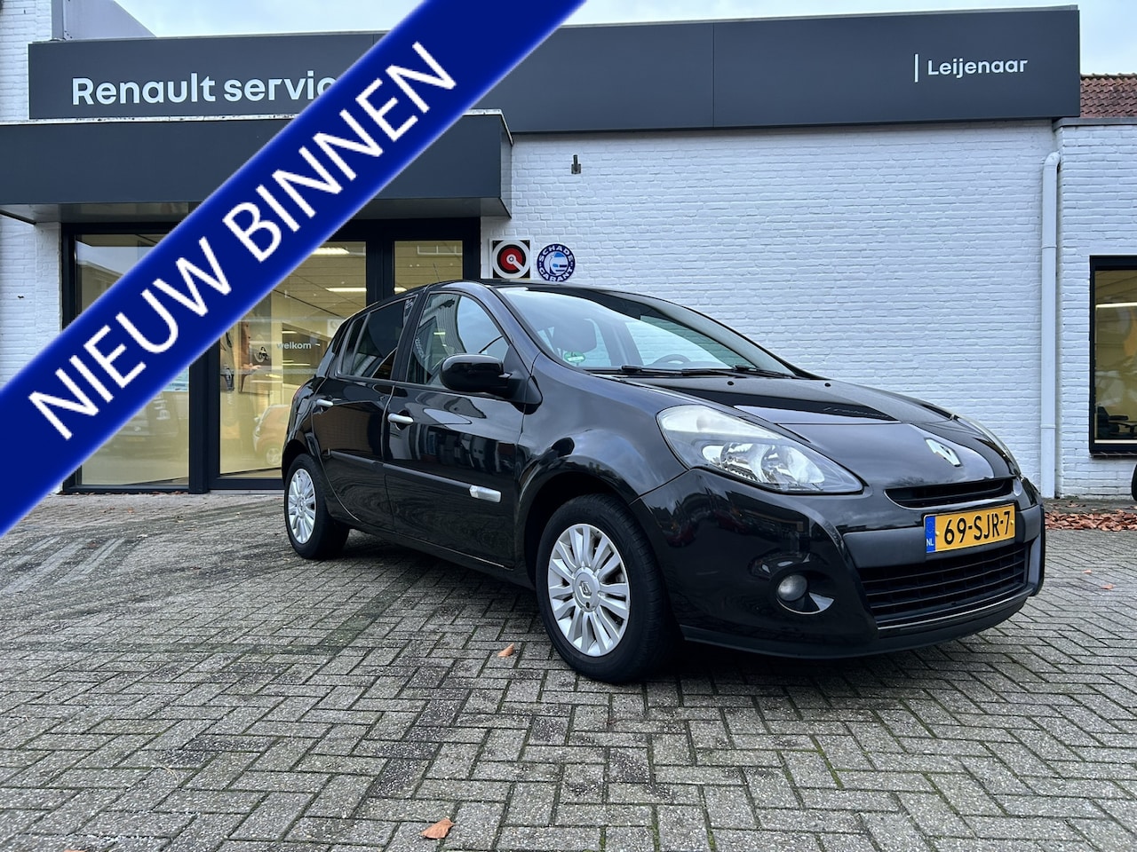 Renault Clio - 1.2 Collection | Airco | Radio/cd | Metallic lak | lichtmetalen velgen | - AutoWereld.nl