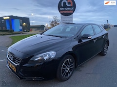 Volvo V40 - 2016 * 2.0 D2 R-Design * AUTOMAAT * EURO 6 * TOP AUTO