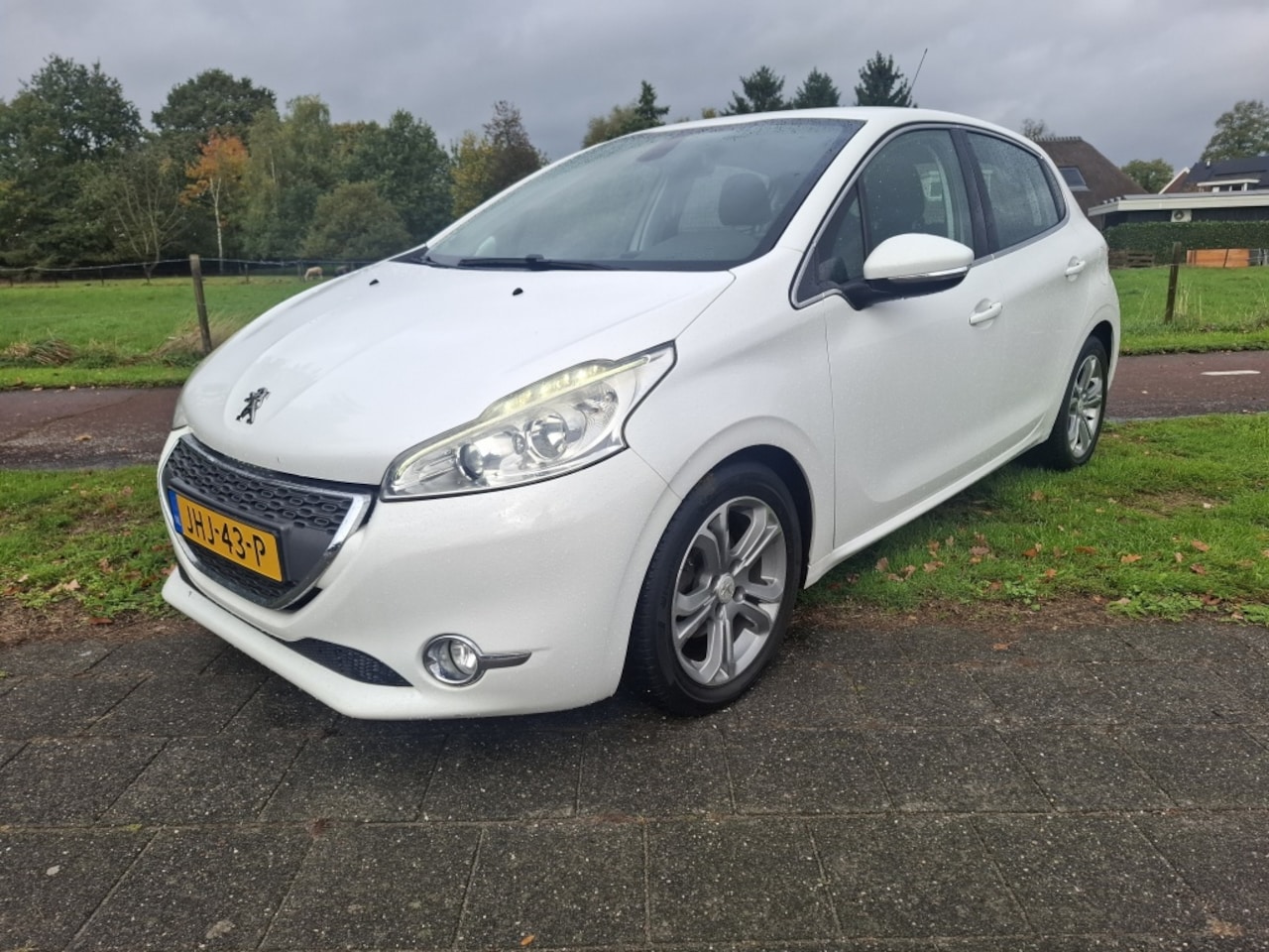 Peugeot 208 - 1.6 Vti Allure 1.6 VTi Allure - AutoWereld.nl