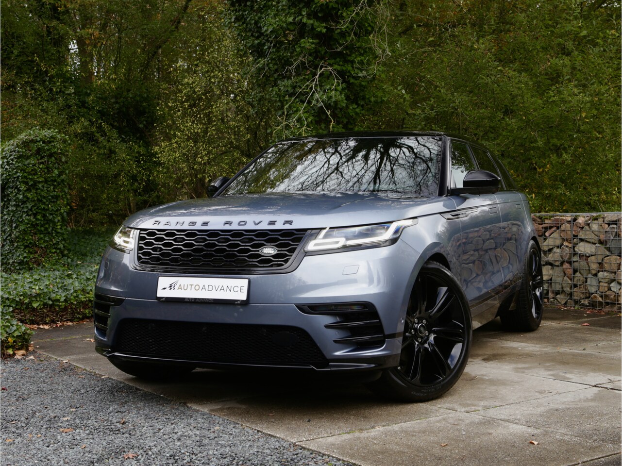 Land Rover Range Rover Velar - P300 HSE R-Dynamic Black Design Pack - AutoWereld.nl
