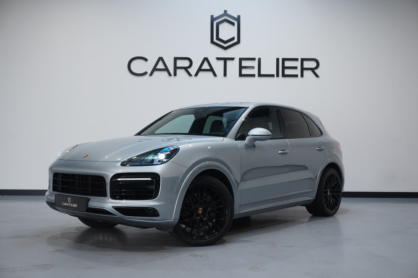 Porsche Cayenne - 3.0 E-Hybrid / Sport-Design / Pano / Bose / 22'' / BTW-Auto - AutoWereld.nl