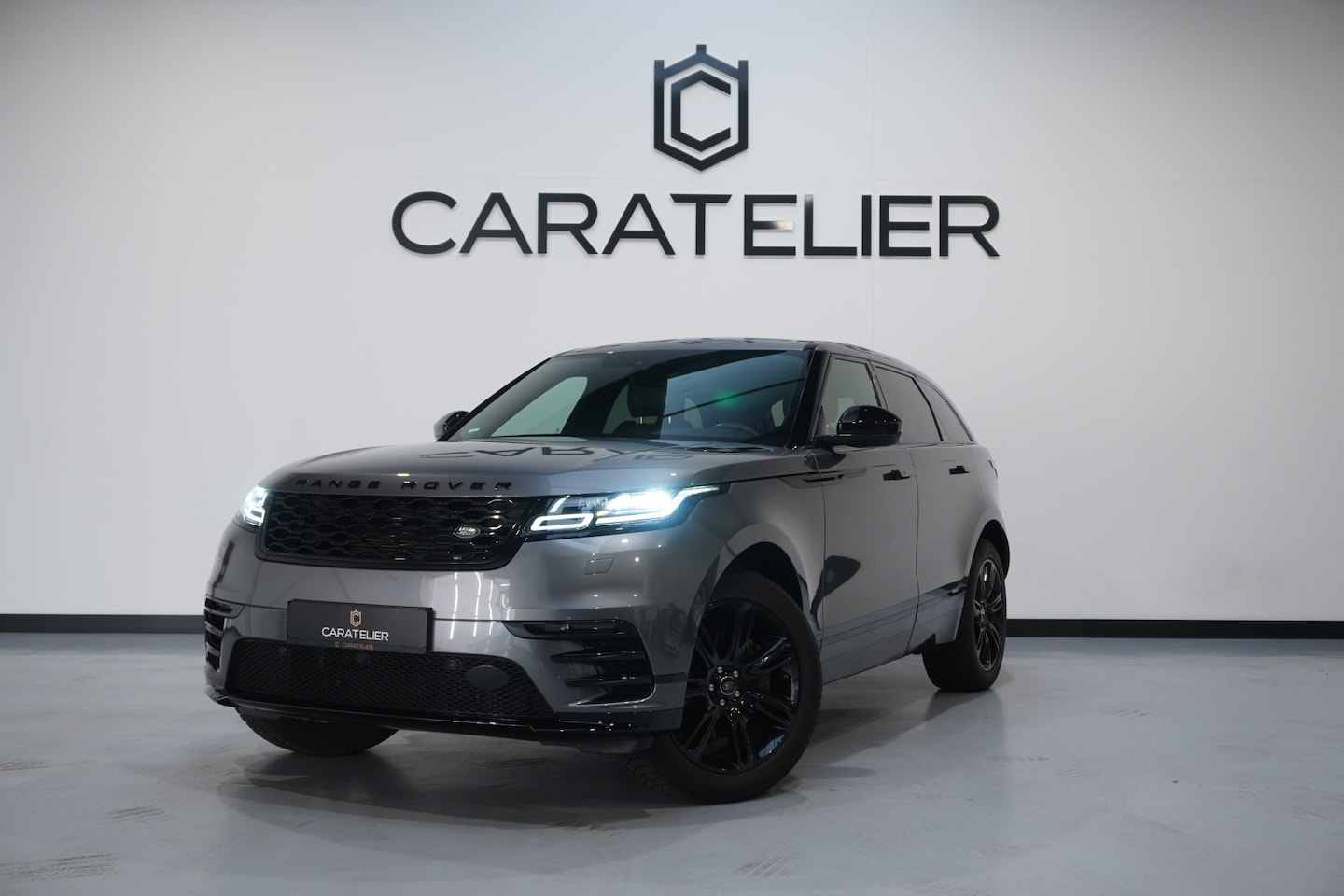 Land Rover Range Rover Velar - 2.0 P300 Turbo AWD R-Dynamic HSE - AutoWereld.nl