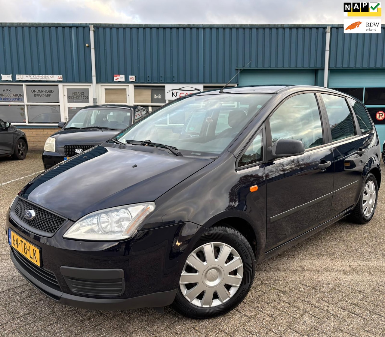 Ford Focus C-Max - 1.6-16V Champion | APK | NAP | Airco | EL Ramen | Cruise | Radio - AutoWereld.nl