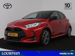 Toyota Yaris - 1.5 Hybrid Executive | Navigatie | PDC | Stuur-Stoelverwarming |