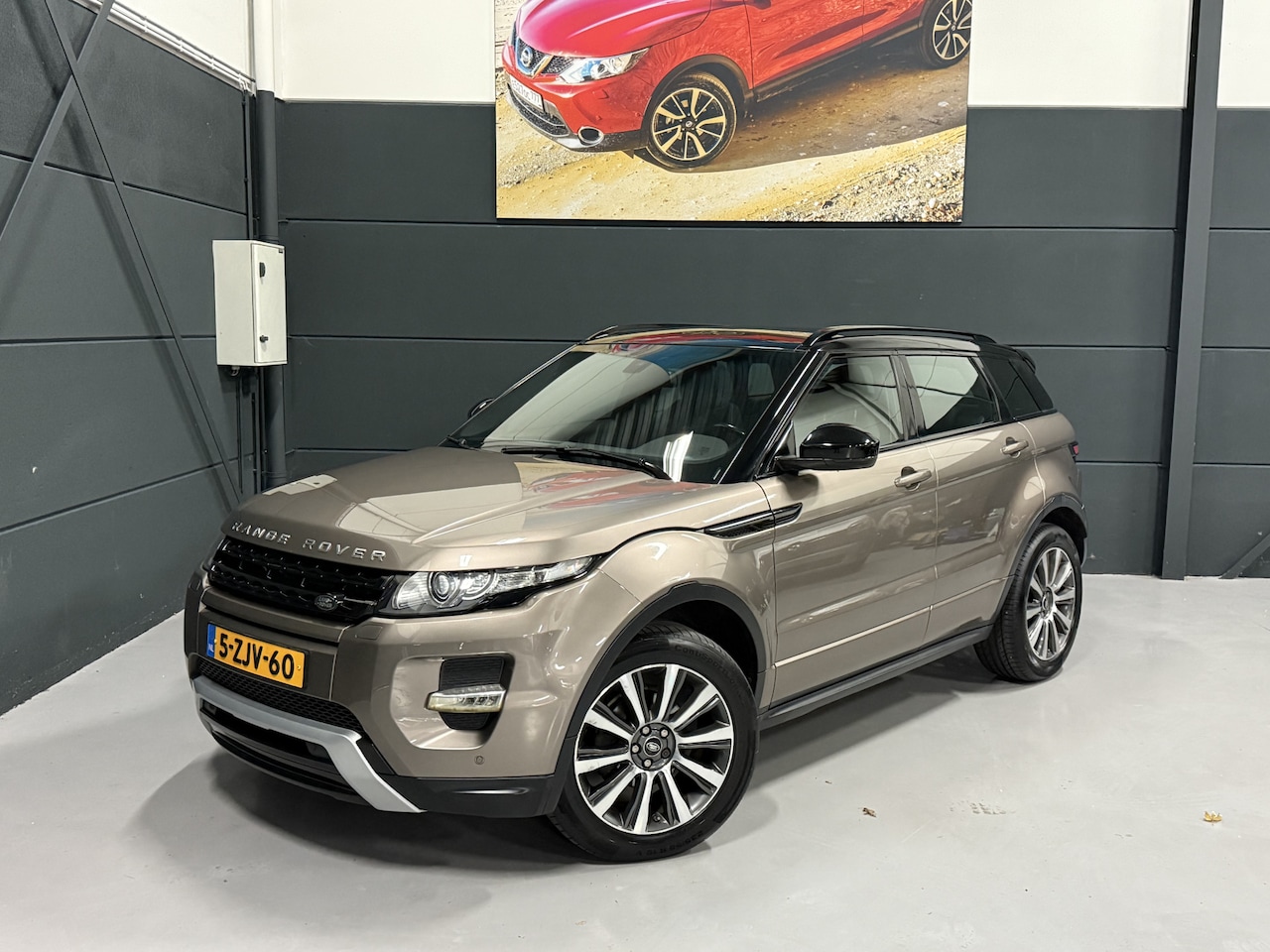 Land Rover Range Rover Evoque - 2.0 Si 4WD Prestige Aut - Navigatie - Leder - Camera - Panoramadak - Orig-NL - NAP - AutoWereld.nl