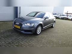Audi A3 Limousine - 1.6 TDI Attraction Pro Line