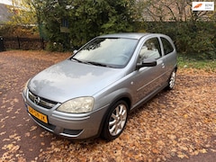Opel Corsa - 1.4-16V Silverline / Airco / Apk / Nap / Lm /