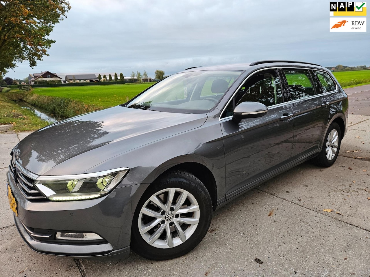 Volkswagen Passat Variant - 1.6 TDI Comfortline/ climatronic/ bj 2017/ EXPORT - AutoWereld.nl