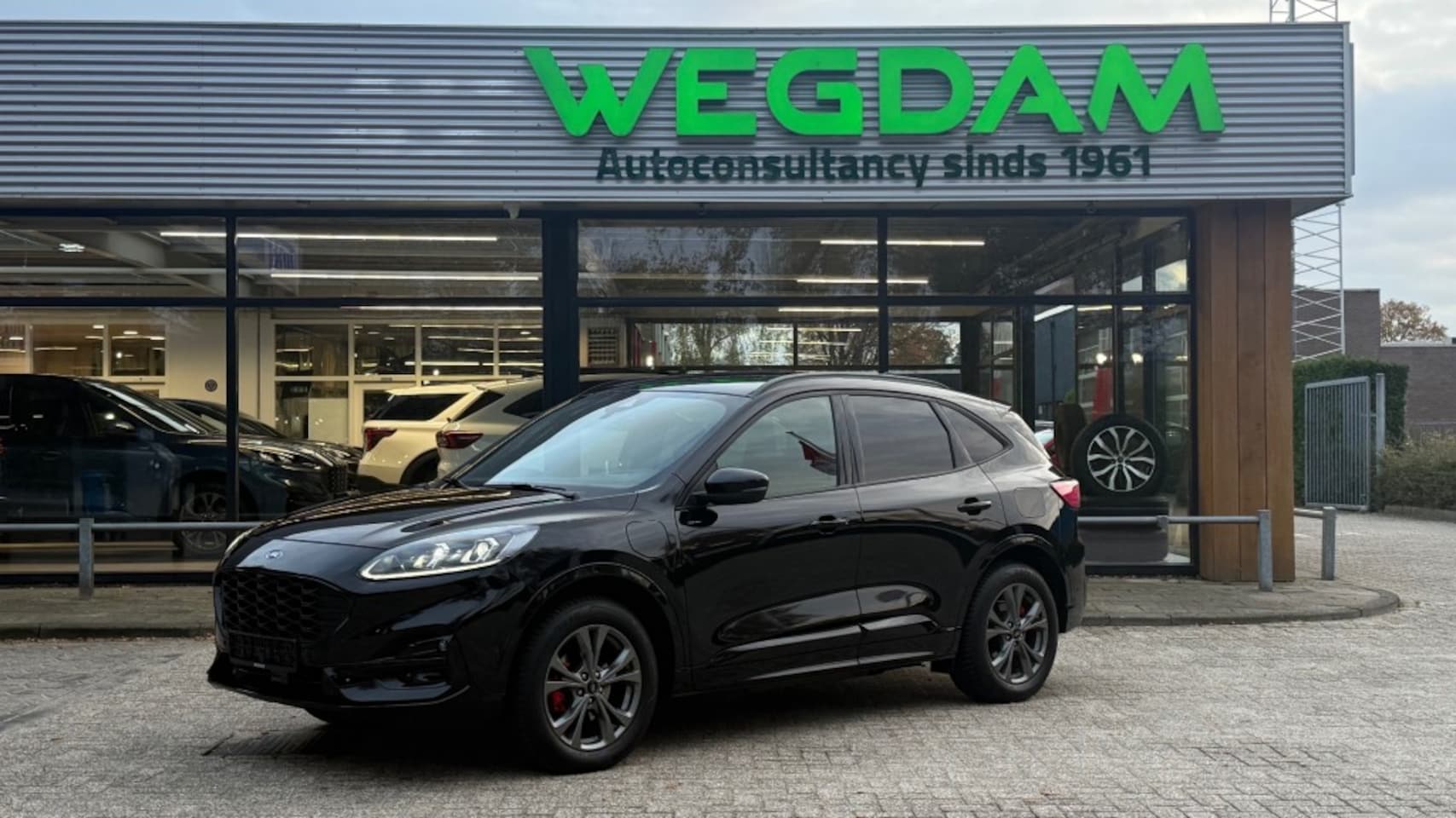 Ford Kuga - 2.5 PHEV ST-LINE / Trekhaak+Driver+Design+Techno+Winter pack - AutoWereld.nl