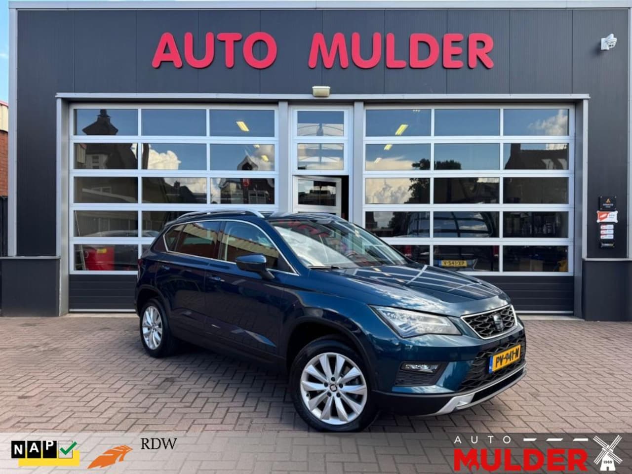 SEAT Ateca - 1.0 ECOTSI LIMITED EDITION / CARPLAY / NAVI / TREKHAAK / RIJKLAAR! - AutoWereld.nl