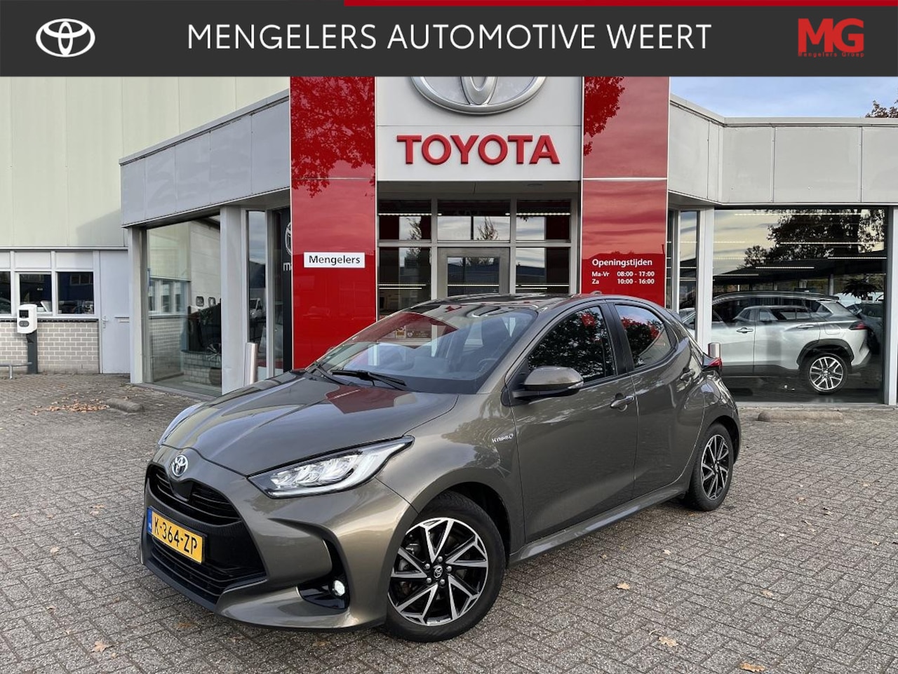 Toyota Yaris - 1.5 Hybrid Dynamic | Rijklaar, LED koplampen | Camera | Mistlampen voor - AutoWereld.nl